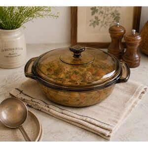 Anchor Hocking Amber Glass Casserole Dish with Lid 2 QT 9 Inch Round 1039 USA